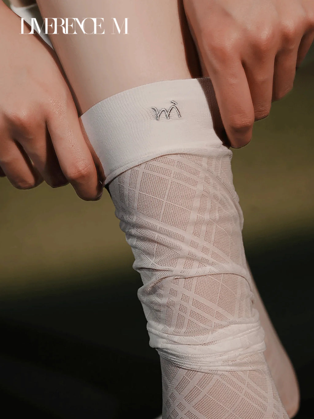 Close-up of the Graceline 8D white knee-high sock cuff