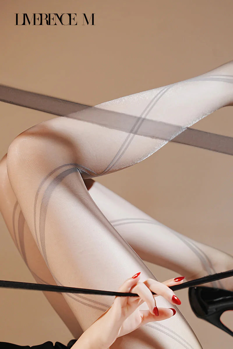 Crossed legs wearing Kuroband 5D nude geometric-line pantyhose