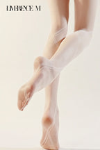 Raised feet wearing Kuroband 5D nude geometric-line pantyhose